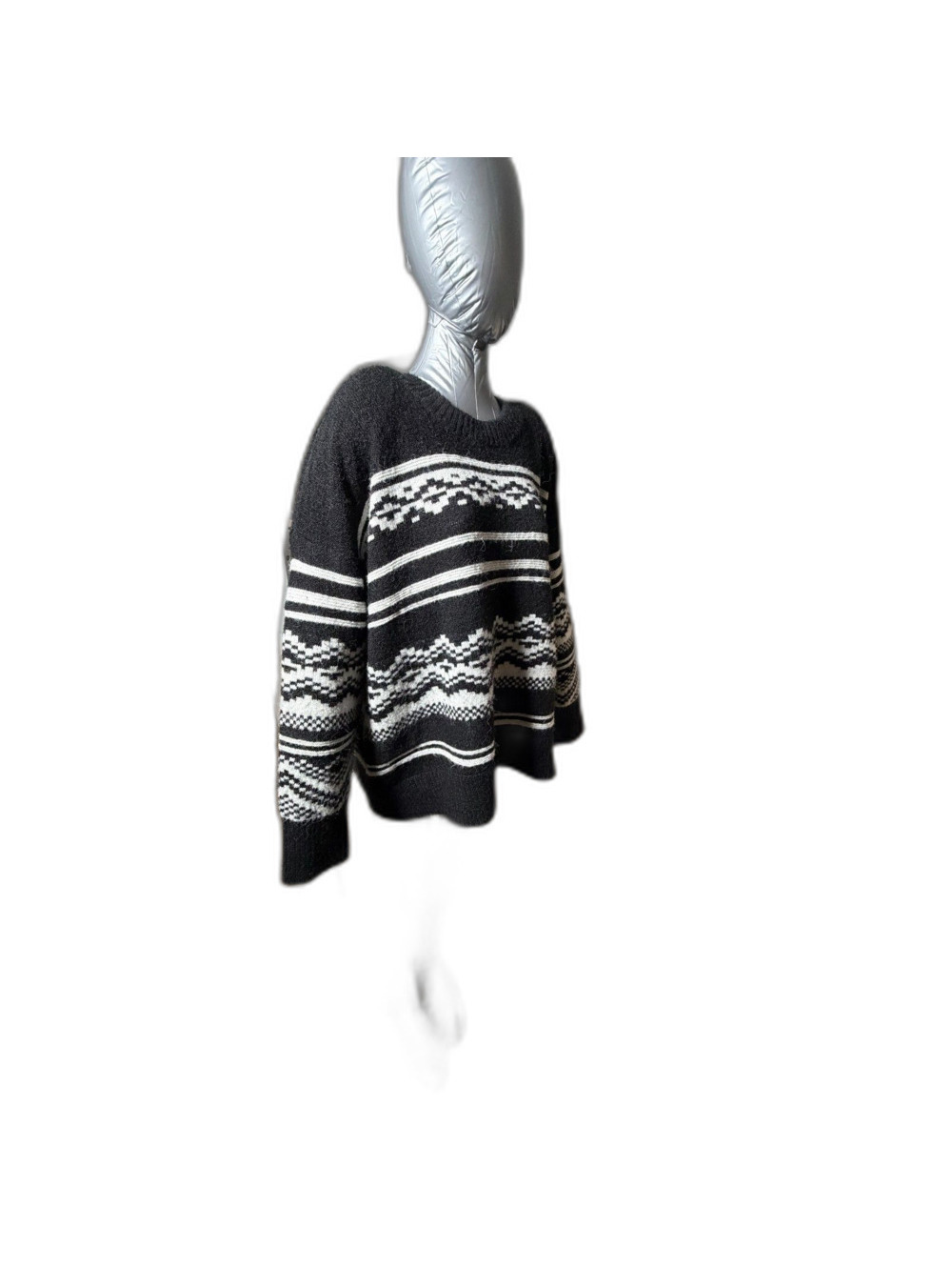 Old Navy Cozy So Soft B&W Fair Isle Crewneck Sweater